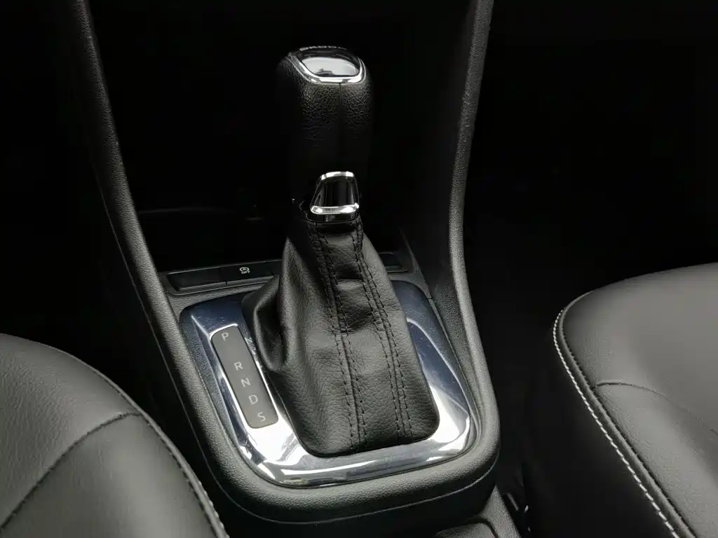 Skoda Rapid 2019 — фото 13