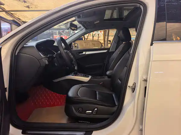 Audi A4L 2016