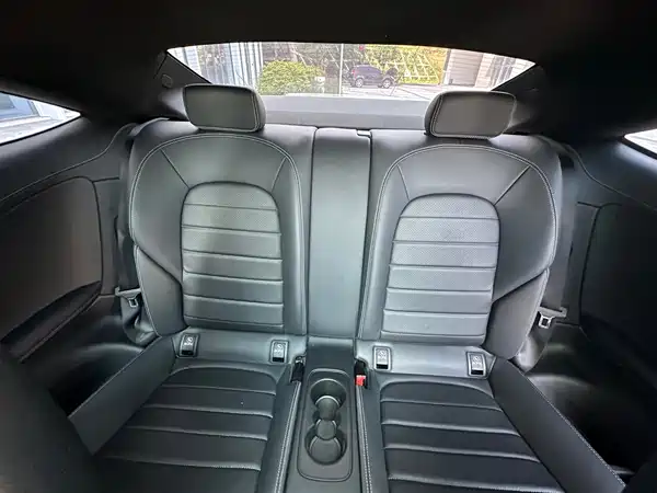 Mercedes-Benz C-Class 2019