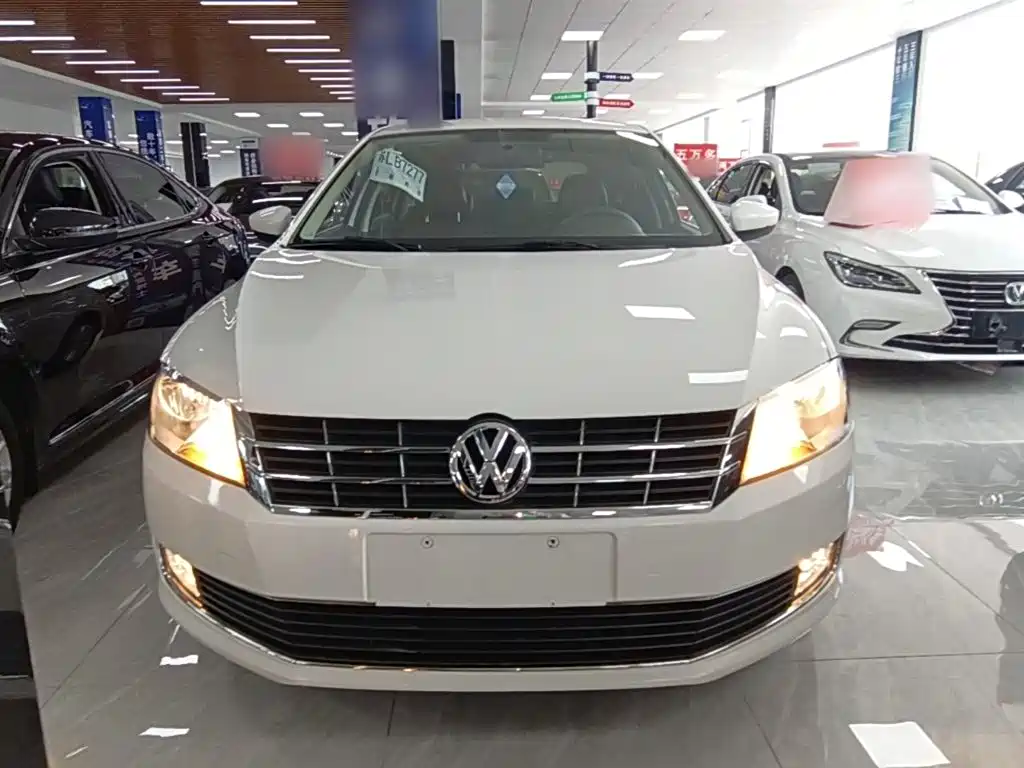 Volkswagen Gran Lavida 2015