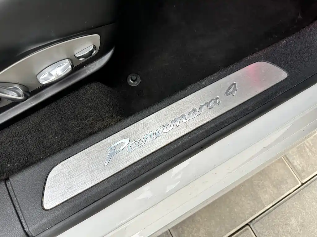 Porsche Panamera 2013 — фото 16