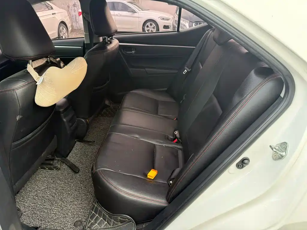 Toyota Corolla 2017 — фото 17