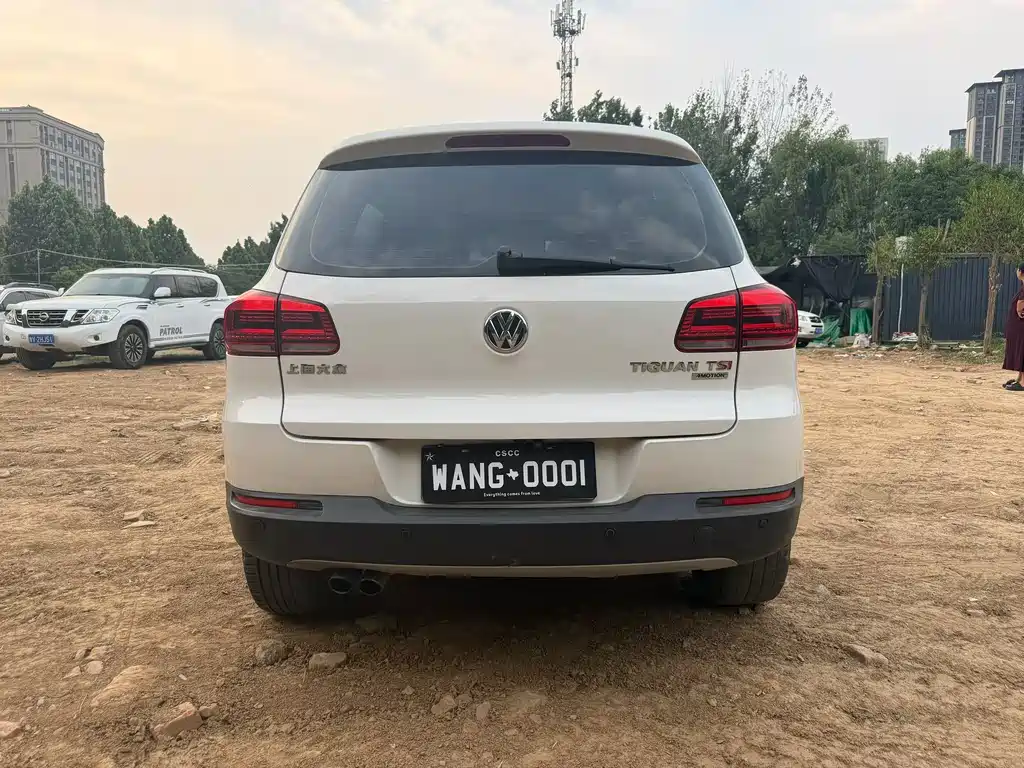 Volkswagen Tiguan 2015 — фото 8