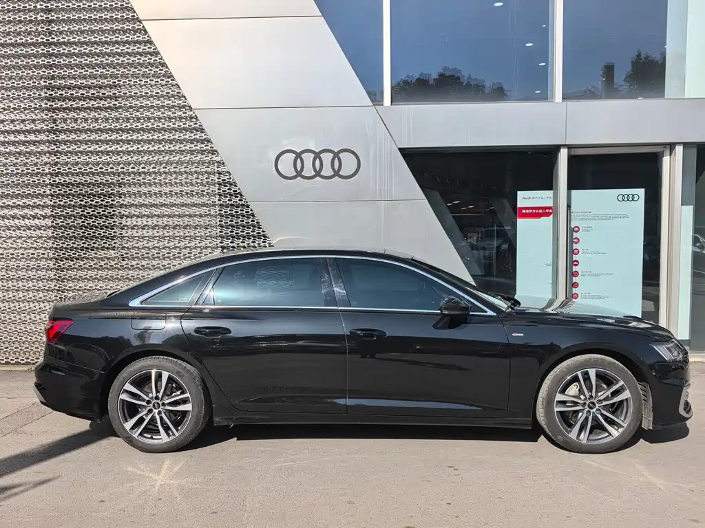 Audi A6L 2023 — фото 8