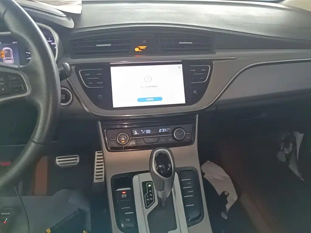 Geely Emgrand GS 2019 — фото 13