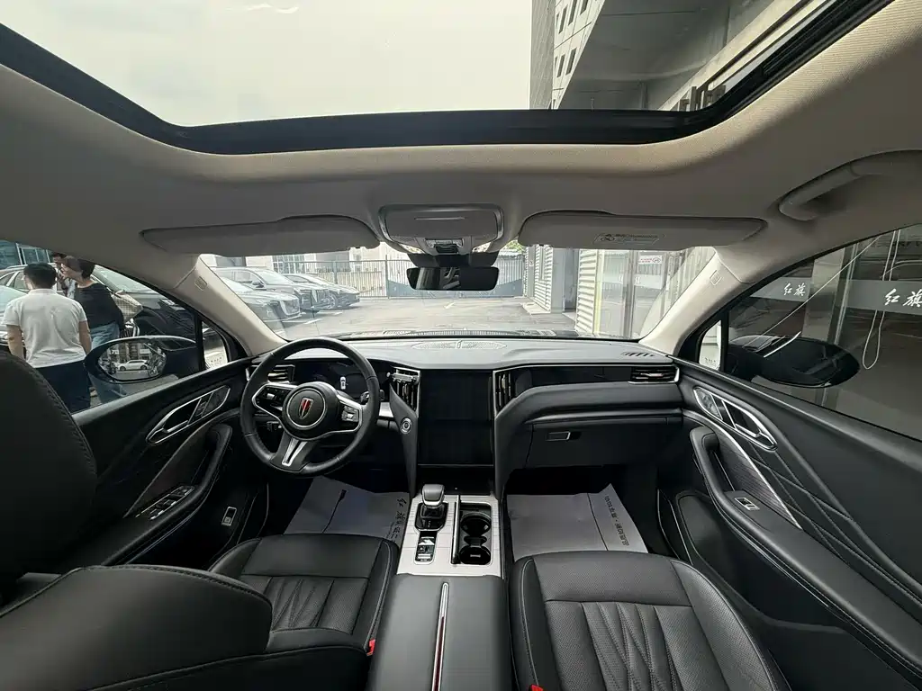 Hongqi HS7 PHEV 2024