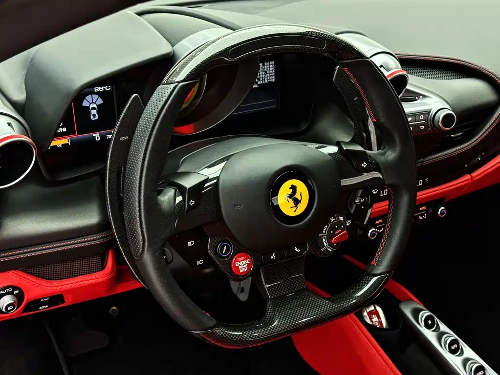 Ferrari F8 2022 — фото 19