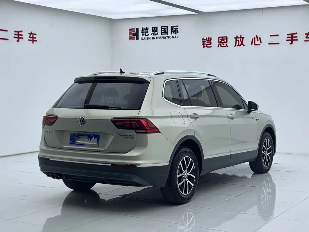 Volkswagen Tiguan L 2017 — фото 6