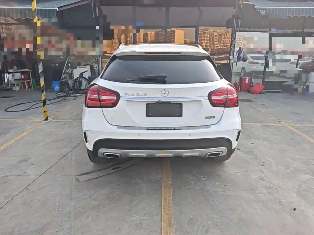 Mercedes-Benz GLA 2019