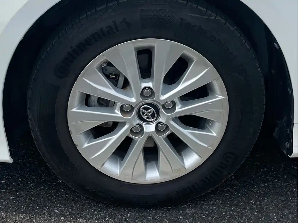 Toyota Corolla 2021 — фото 10