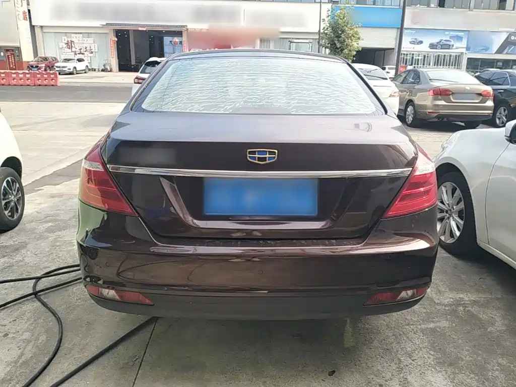 Geely Emgrand 2017
