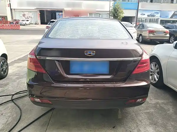 Geely Emgrand 2017