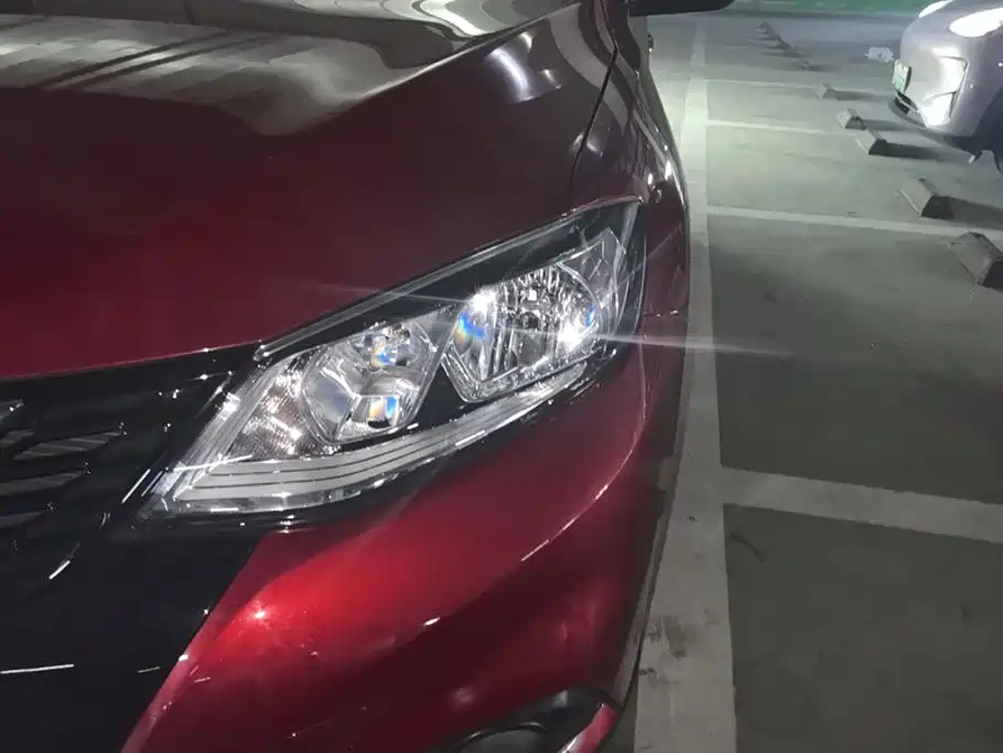 Nissan Tiida 2017