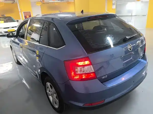 Skoda Rapid Spaceback 2016