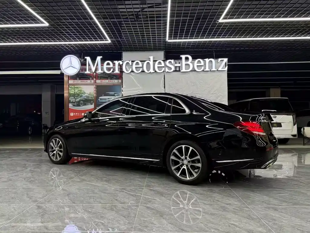 Mercedes-Benz E-Class 2019
