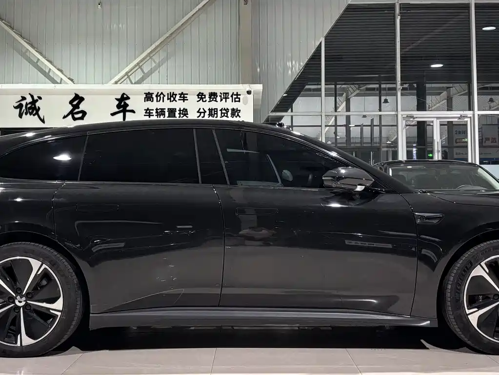 NIO ET5T 2025