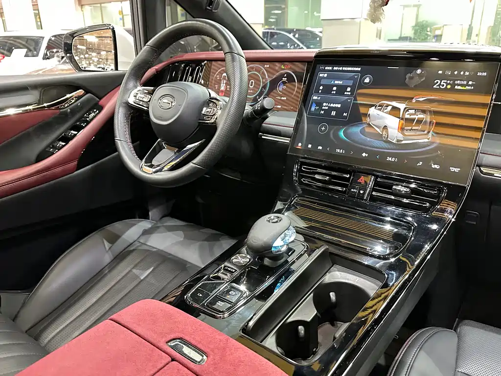 GAC Motor Trumpchi M8 2023 — фото 12