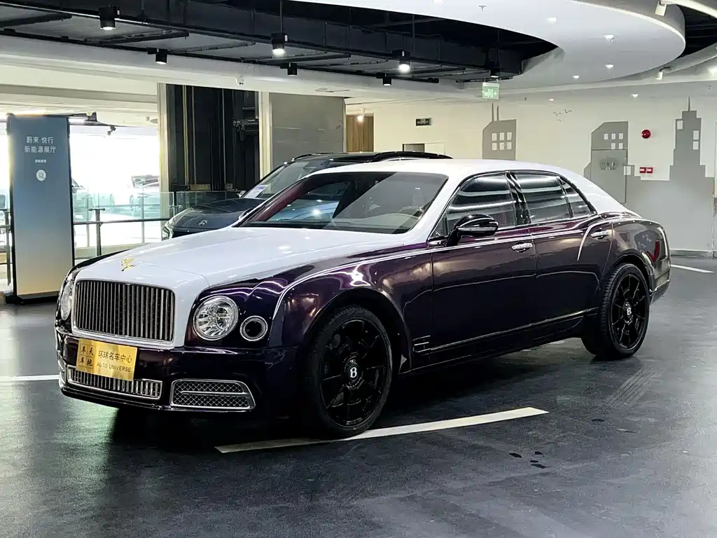 Bentley Mulsanne 2012 — фото 1