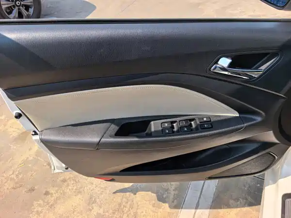 Changan Yuexiang V7 2016