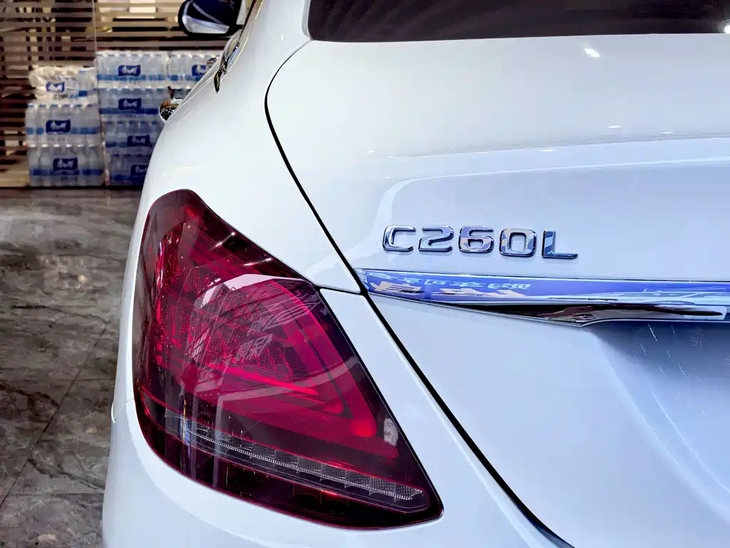 Mercedes-Benz C-Class 2020 — фото 16