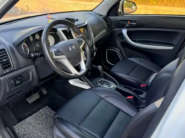 Changan CS35 2015