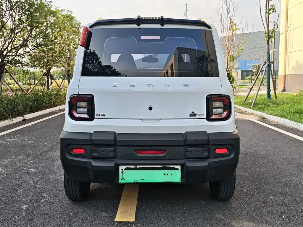 Geely Galaxy Panda 2025