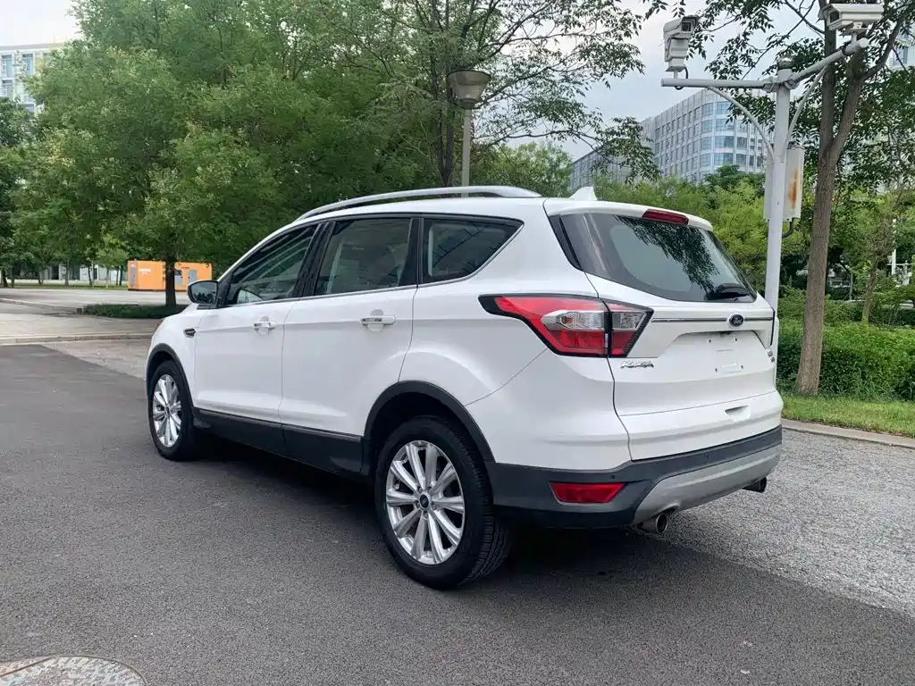 Ford Kuga 2018 — фото 5