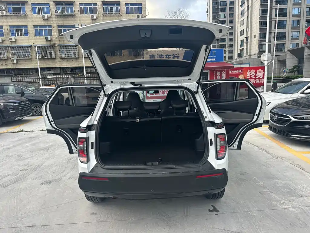 Baojun RS-3 2021 — фото 10
