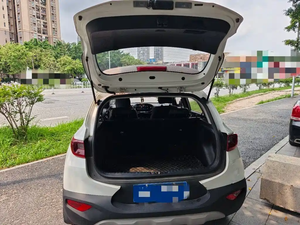 Kia KX1 2021
