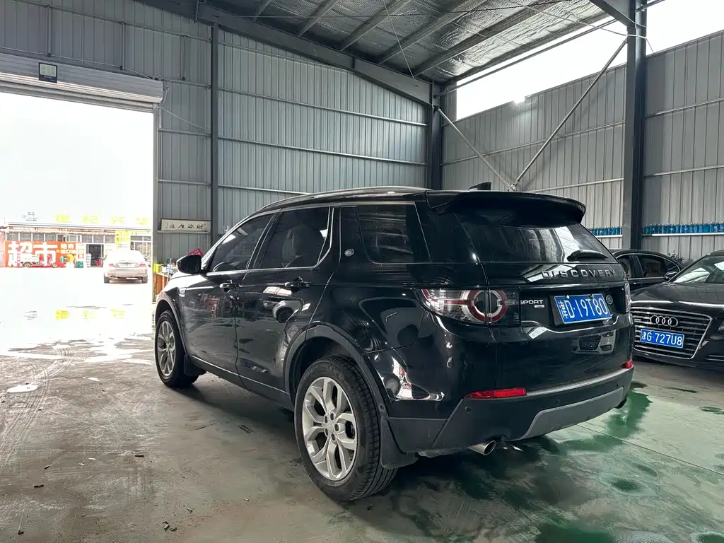 Land Rover Discovery Sport 2018 — фото 9