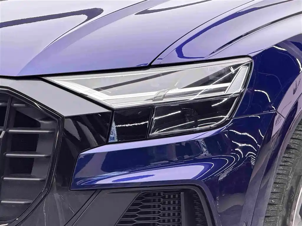 Audi Q8 2019 — фото 3