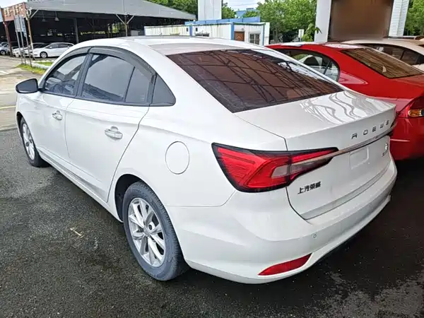 Roewe i5 2021