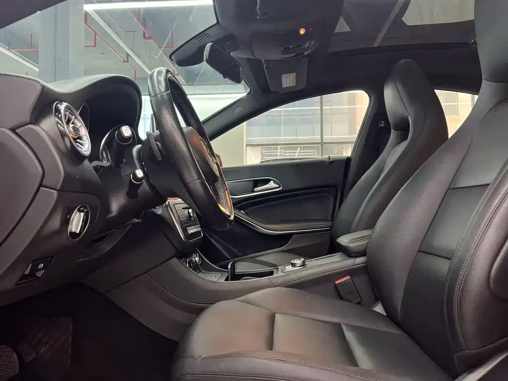 Mercedes-Benz CLA 2015 — фото 9