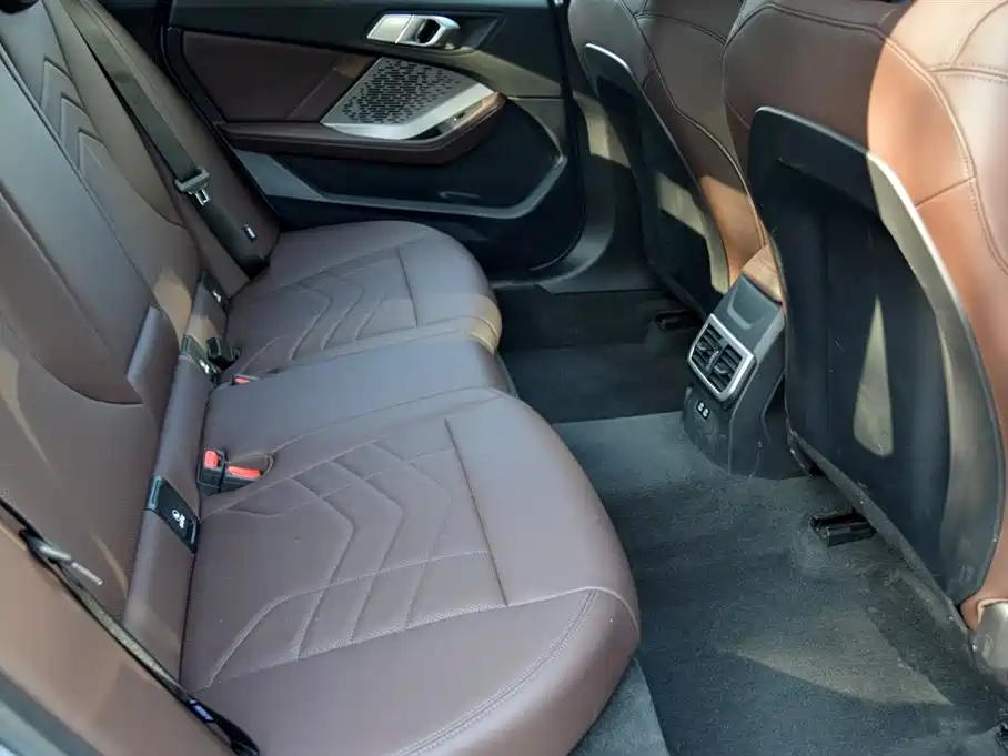 BMW 2 Series 2025 — фото 14