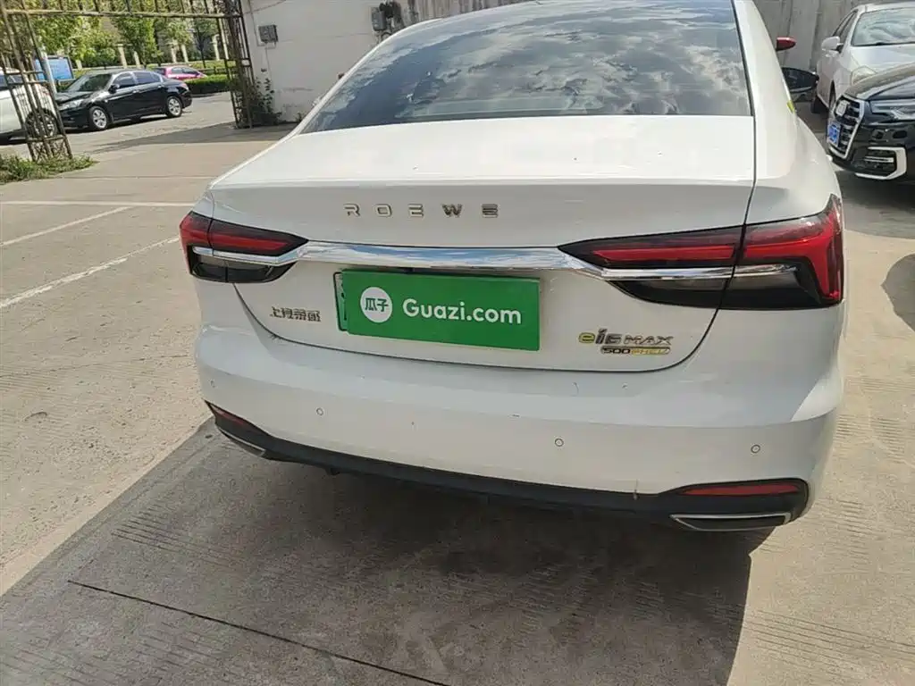 Roewe i6 MAX New Energy 2022 — фото 6