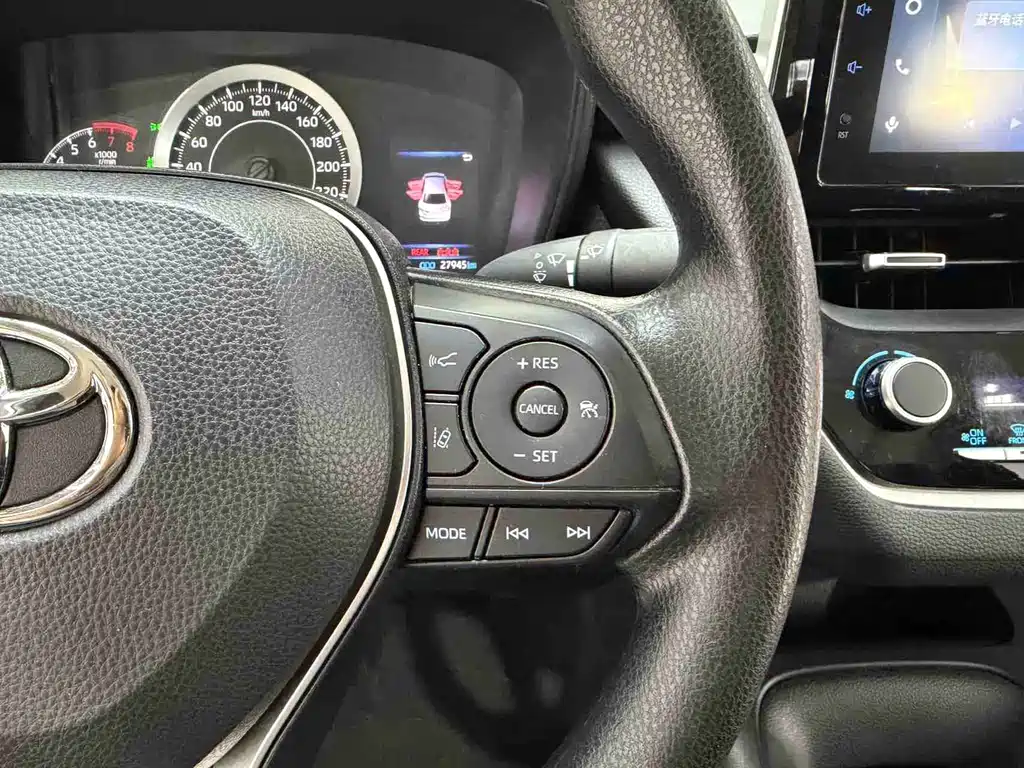 Toyota Corolla 2022 — фото 10