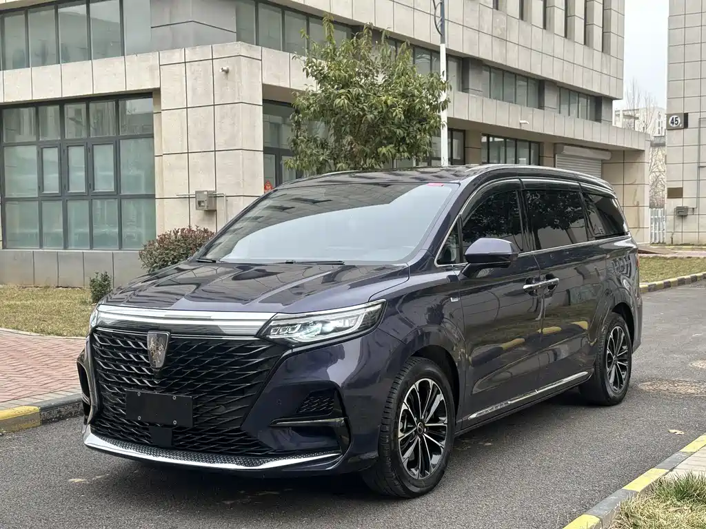 Roewe iMAX8 2022 — фото 1