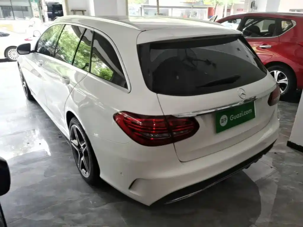 Mercedes-Benz C-Class 2021