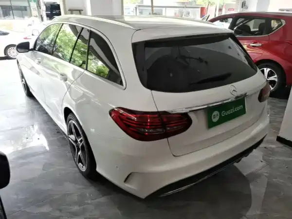 Mercedes-Benz C-Class 2021
