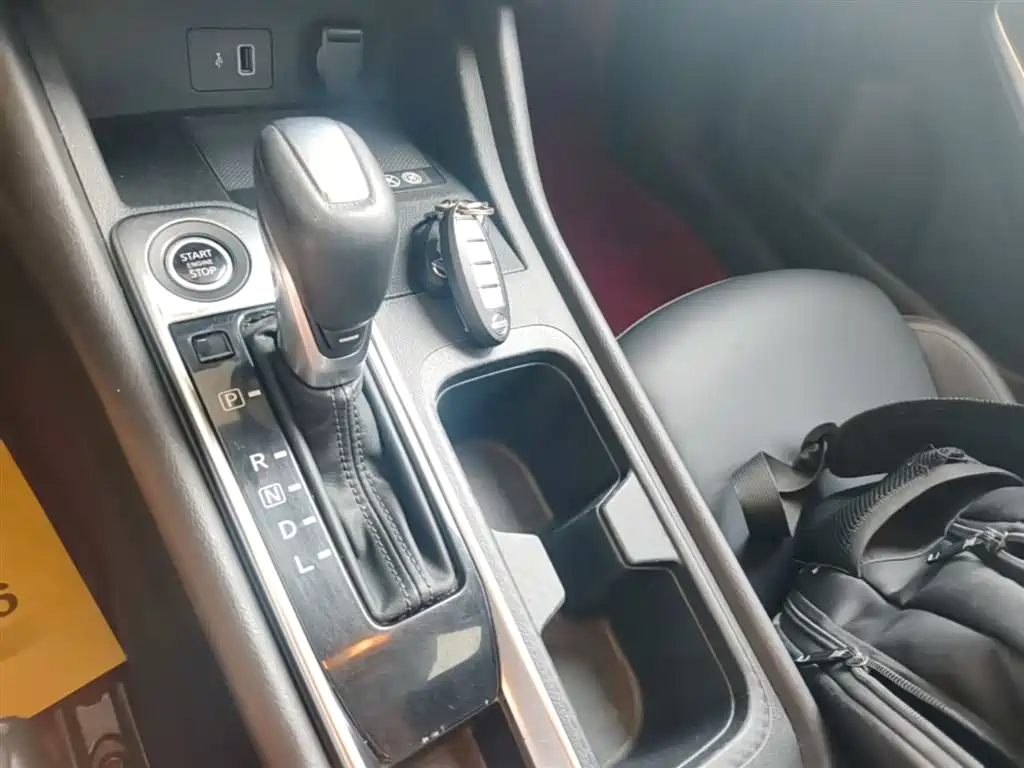 Nissan Sylphy 2021 — фото 14