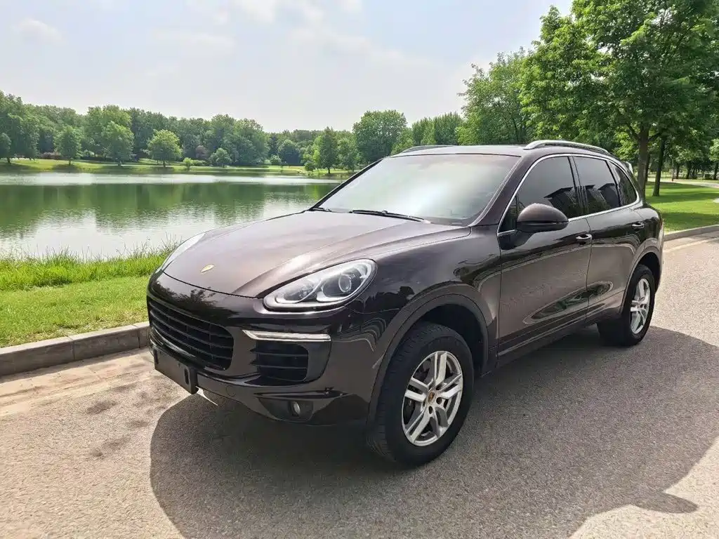 Porsche Cayenne 2016