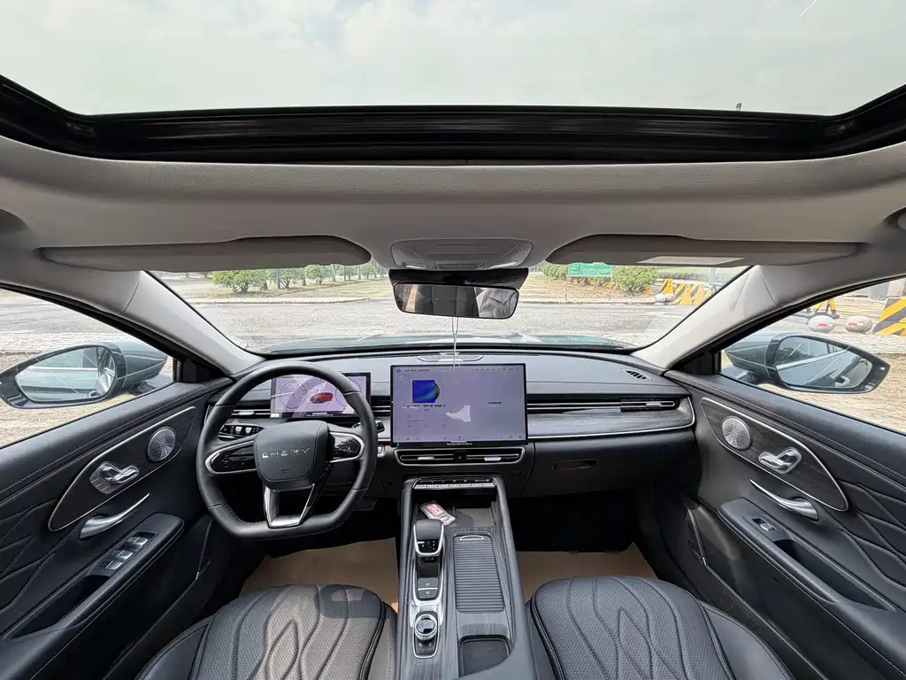 Chery Arrizo 8 PRO 2025 — фото 16