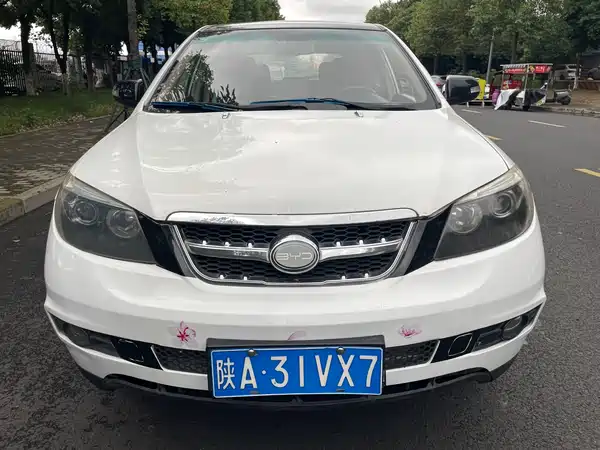 BYD S6 2012