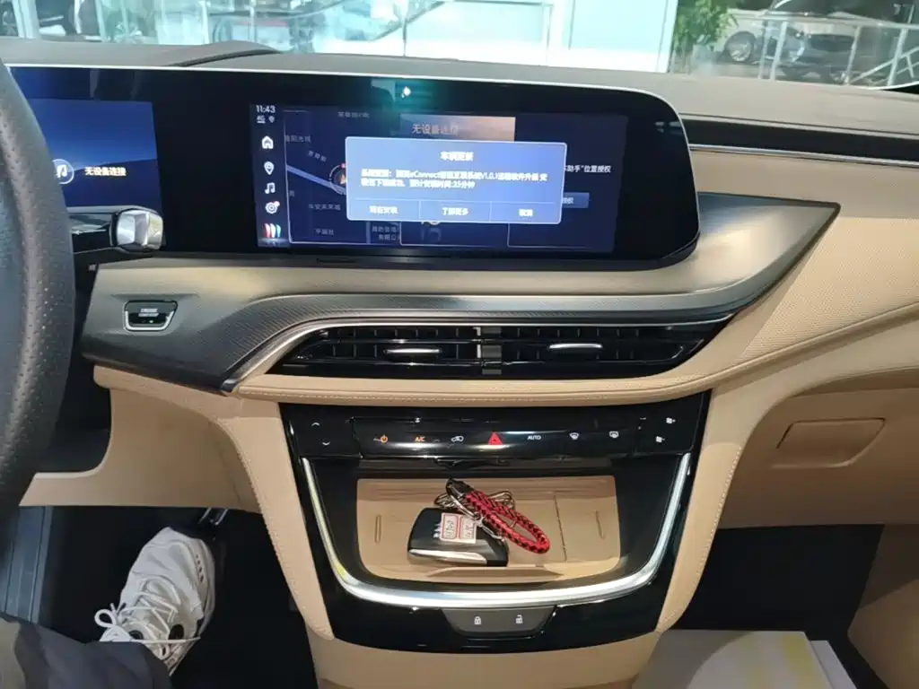 Buick GL8 New Energy 2025 — фото 13
