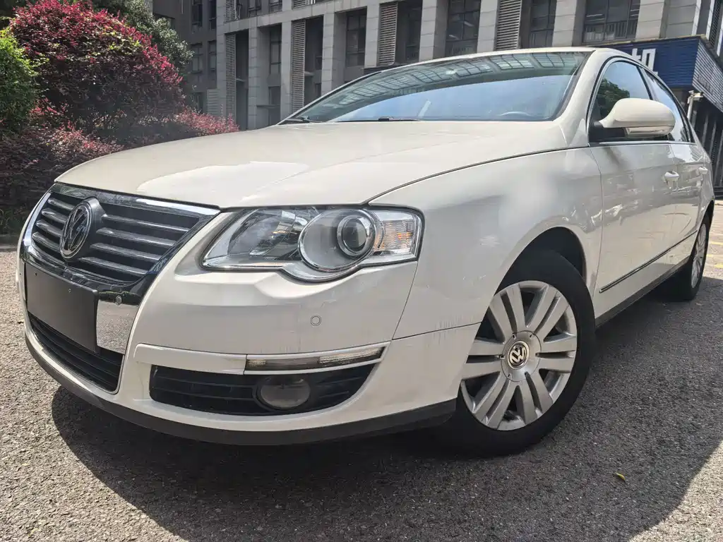 Volkswagen Magotan 2011
