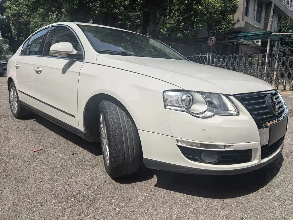 Volkswagen Magotan 2011
