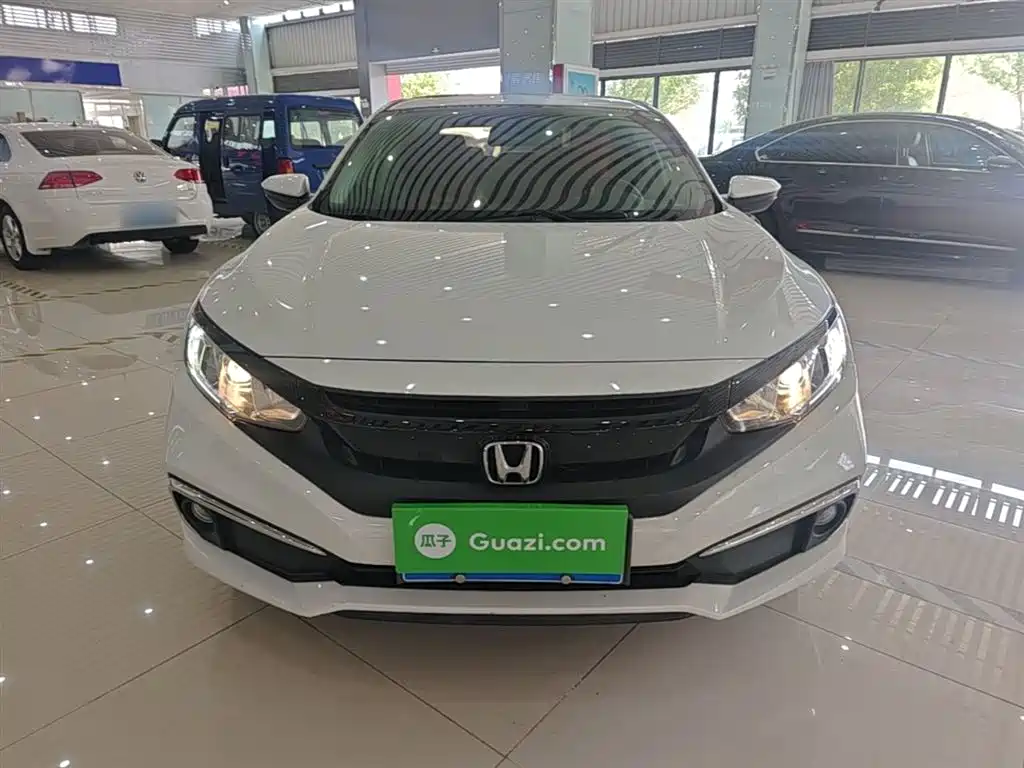 Honda Civic 2020 — фото 3