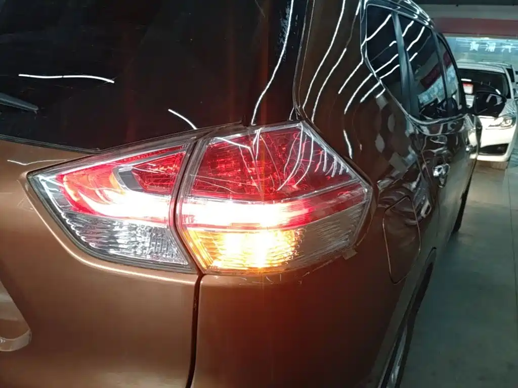 Nissan X-Trail 2015 — фото 8