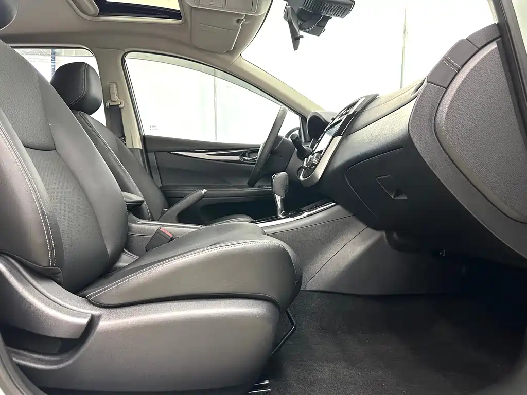 Nissan Tiida 2023 — фото 10