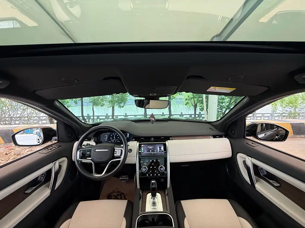 Land Rover Discovery Sport 2023 — фото 13